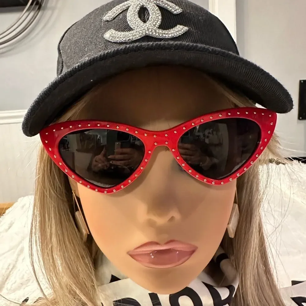 MOSCINO Cat Eye Sunglasses - Picture 3 of 12